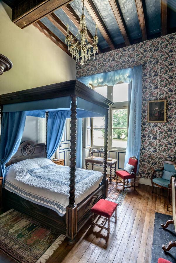 Manoir De La Chouanniere Villa Montreuil-sur-Maine Екстериор снимка